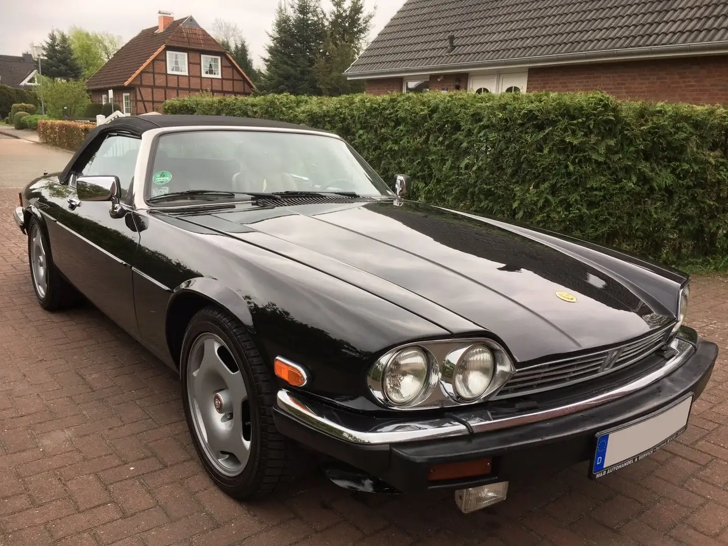 Jaguar XJSC V12 Negru - 1