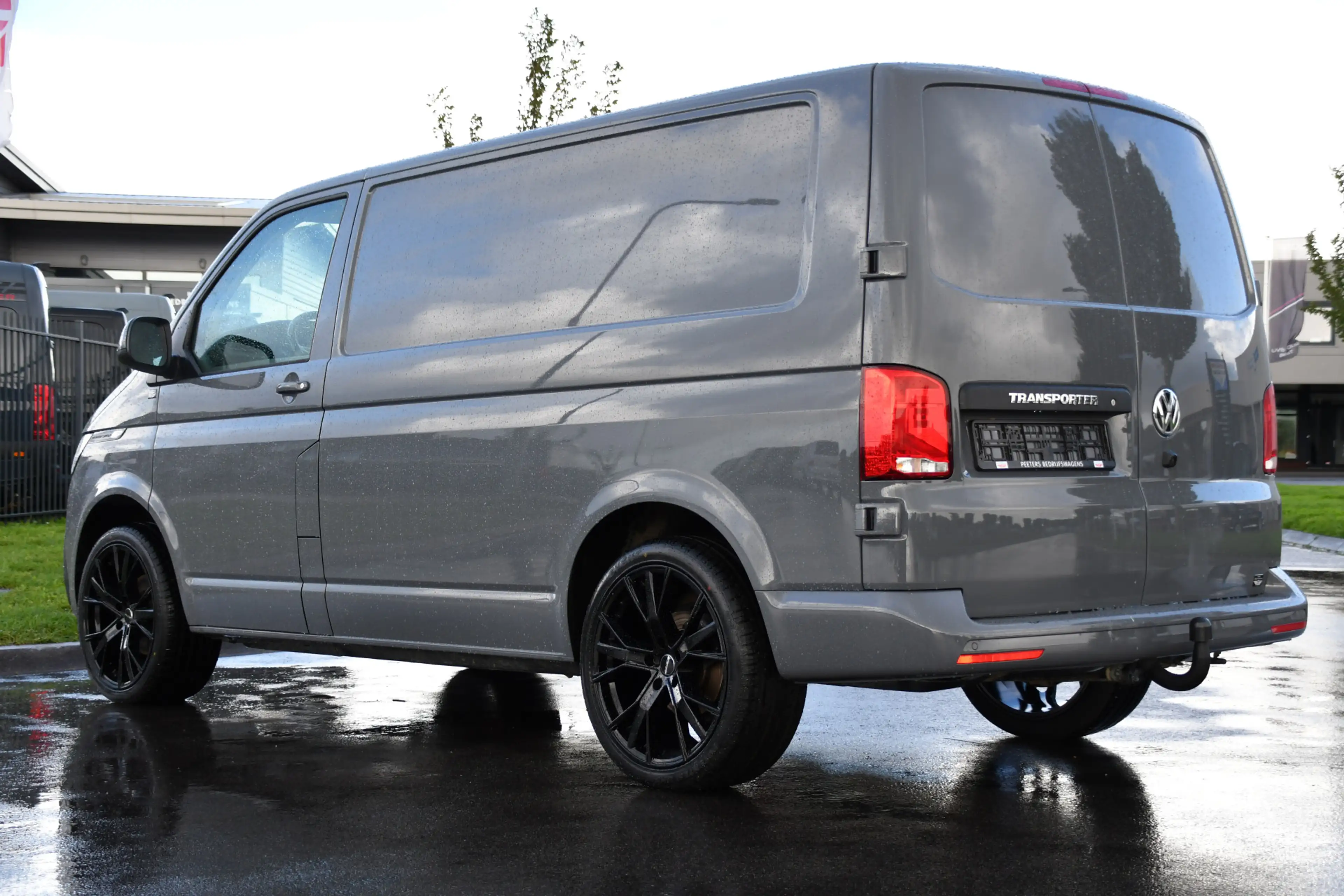 Volkswagen Transporter 2.0 TDI L1H1 30 PB Edition Camera, Cruise, Carplay — photo 3