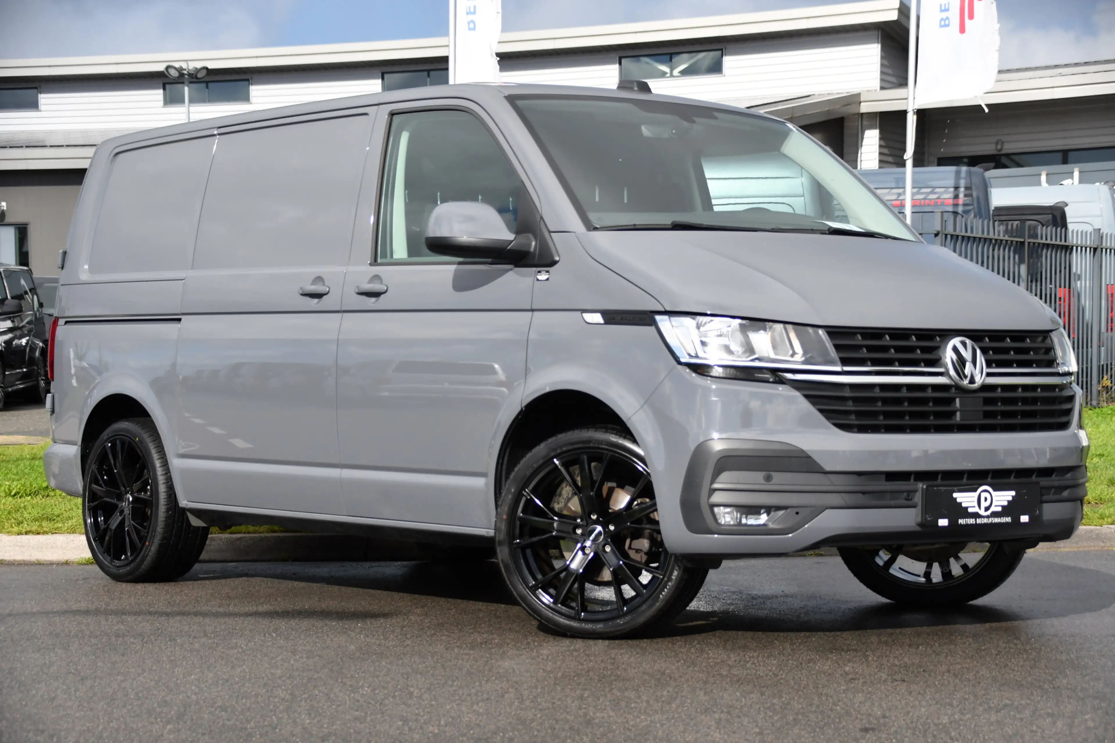 Volkswagen Transporter 2.0 TDI L1H1 30 PB Edition Camera, Cruise, Carplay — photo 9