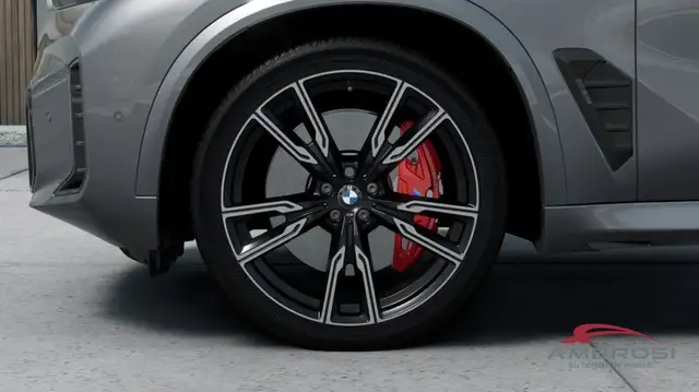 BMW X5 view 8