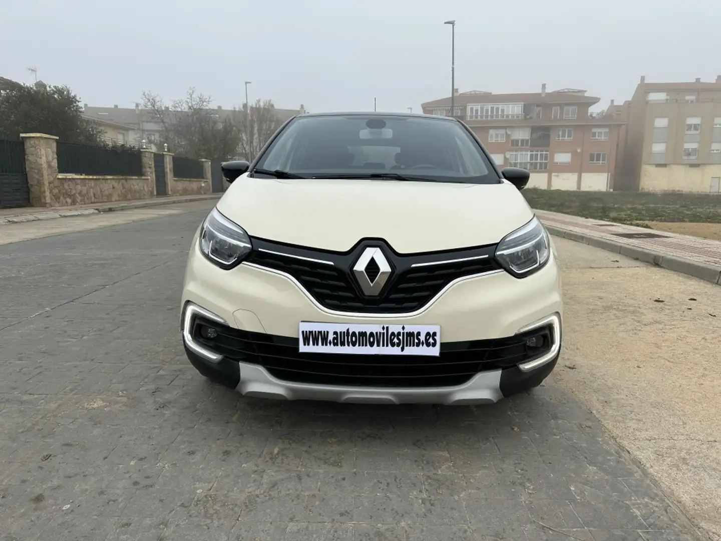 Renault Captur 1.5dCi Energy eco2 Zen 66kW Beige - 2