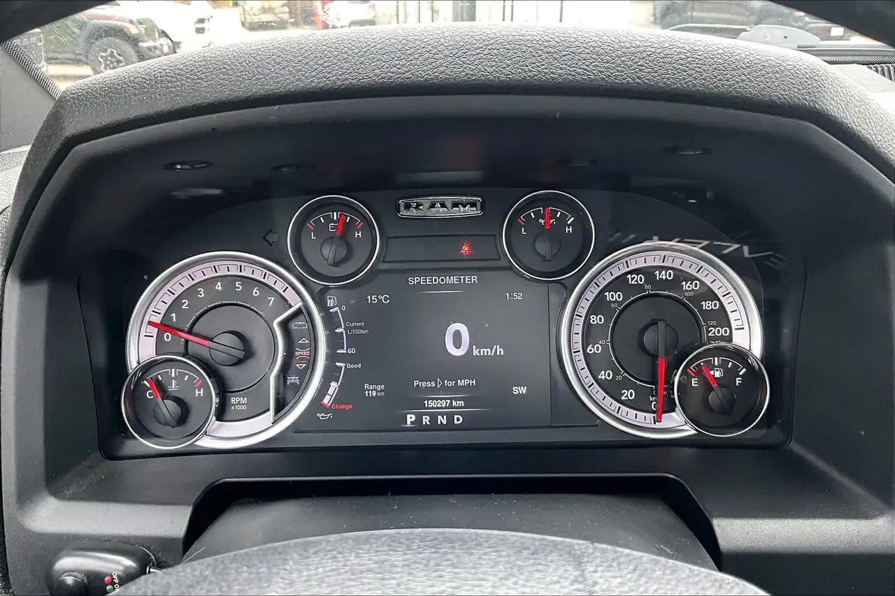 RAM 1500 снимка RAM 1500
