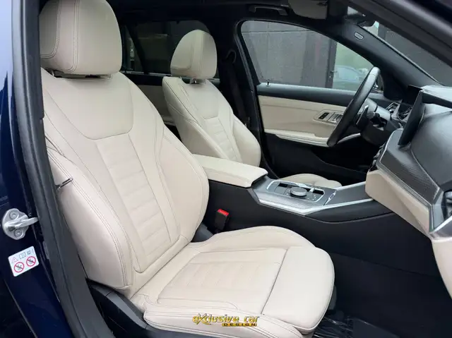 BMW 3 Series view 17