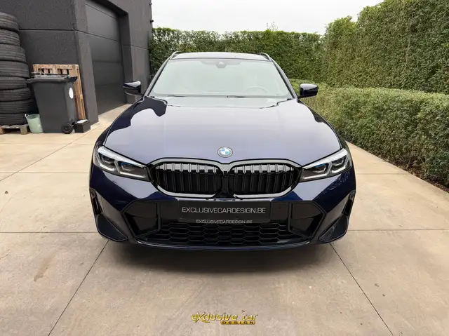 BMW 3 Series view 8