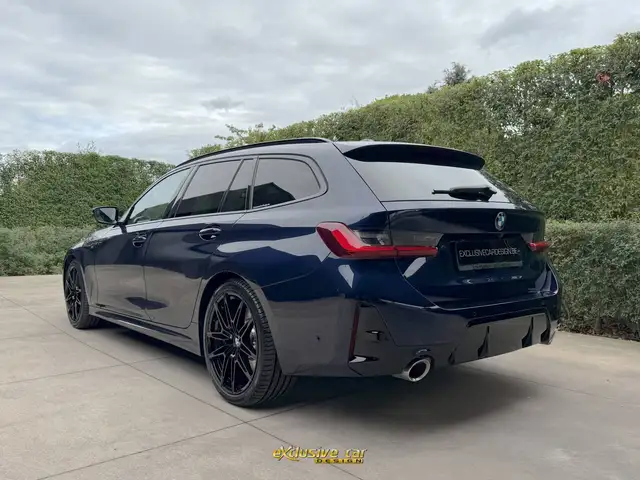BMW 3 Series view 3