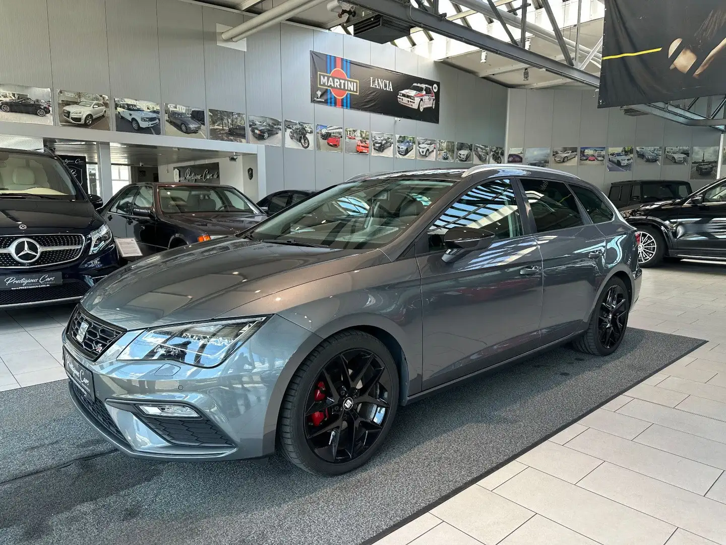 SEAT Leon 1.4 TSI ST FR NAVI LED TEMP BT T-LEDER SHZ! Grau - 2