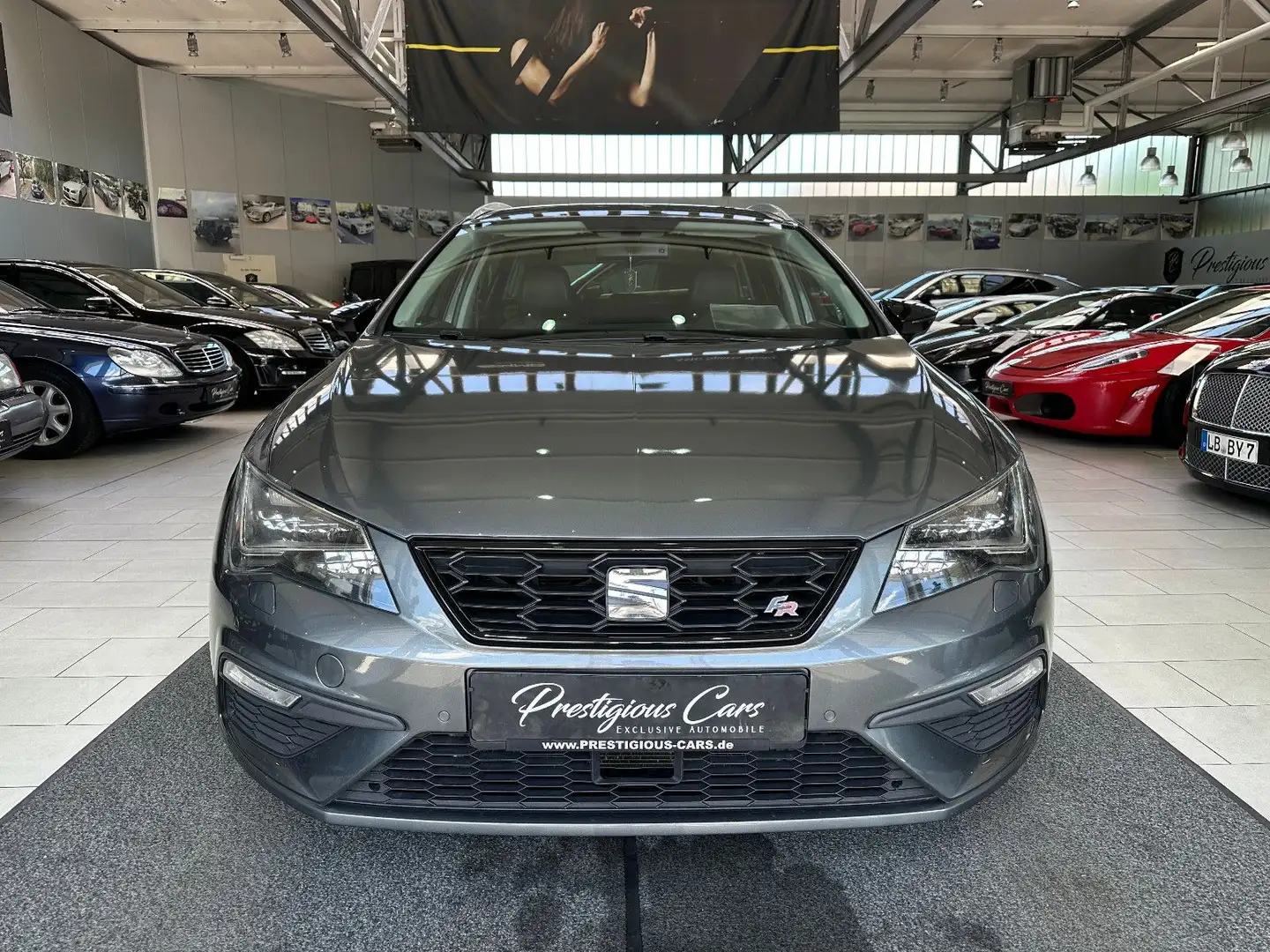SEAT Leon 1.4 TSI ST FR NAVI LED TEMP BT T-LEDER SHZ! Grau - 1