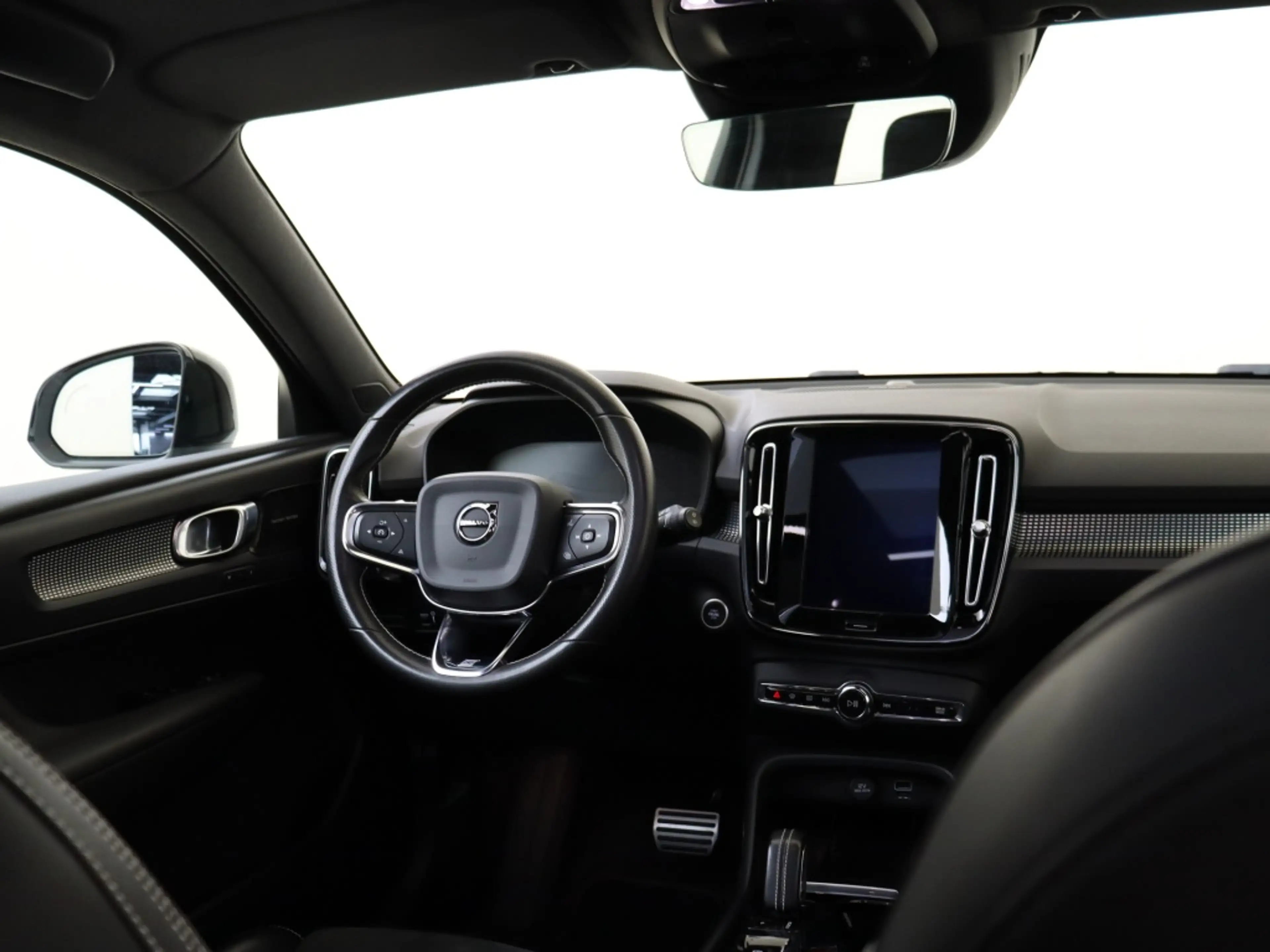 Volvo XC40 2.0 T5 AWD R-Design Inscription. Edition. | Warmte — photo 10