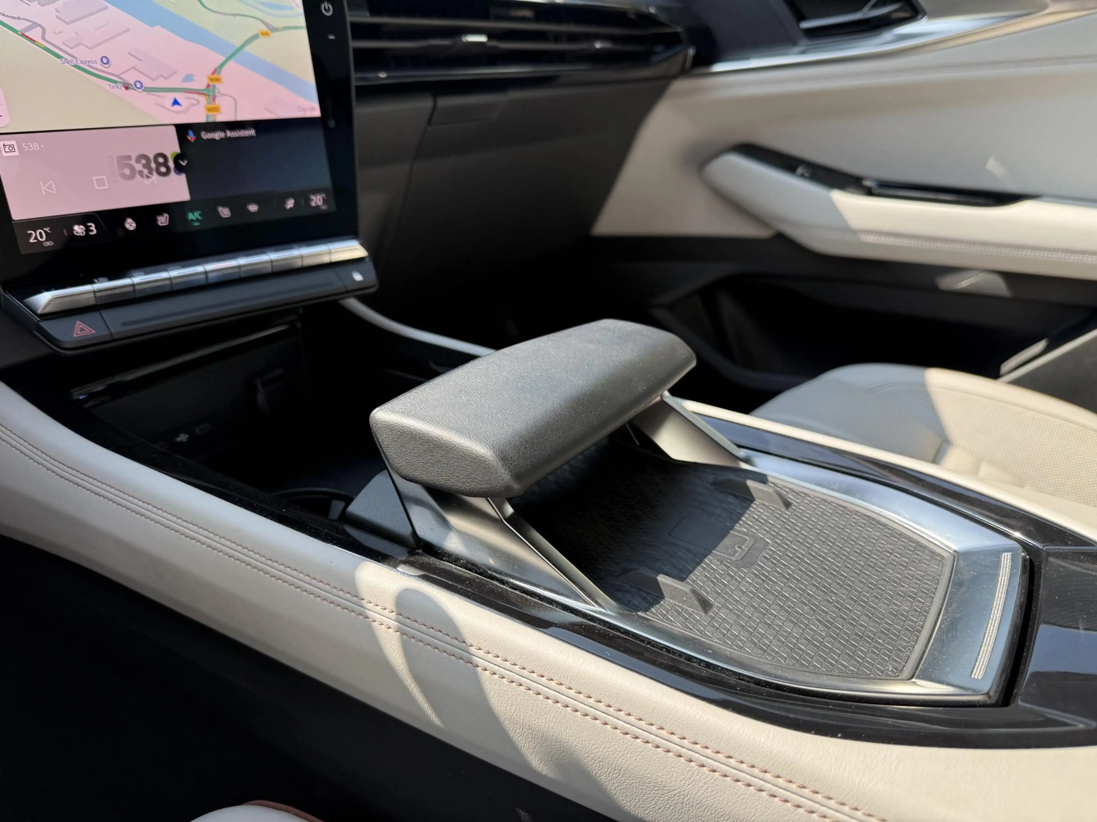Renault Espace E-Tech full hybrid 200 iconic 7p. | 360 graden cam — photo 39