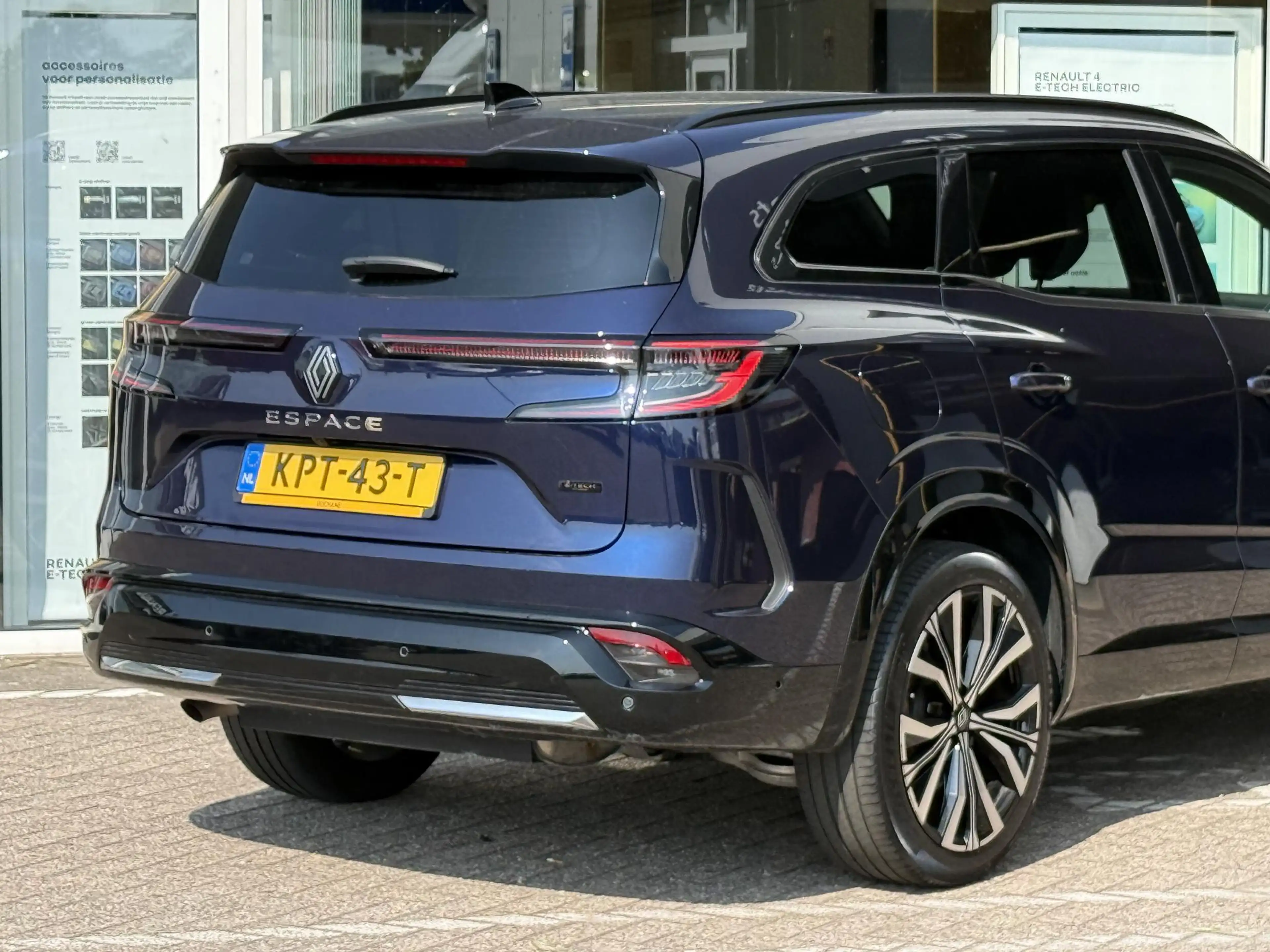 Renault Espace E-Tech full hybrid 200 iconic 7p. | 360 graden cam — photo 18