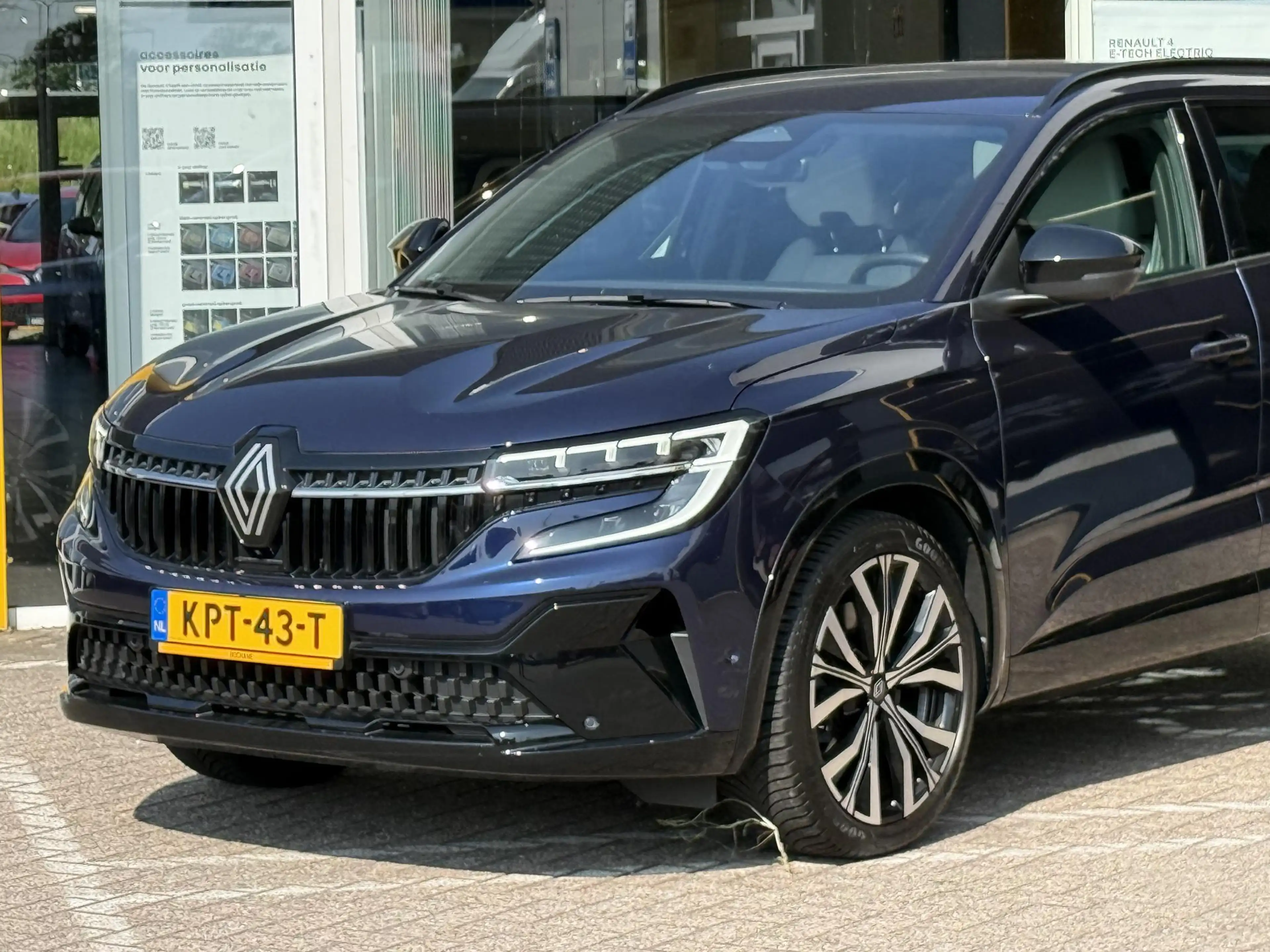 Renault Espace E-Tech full hybrid 200 iconic 7p. | 360 graden cam — photo 17