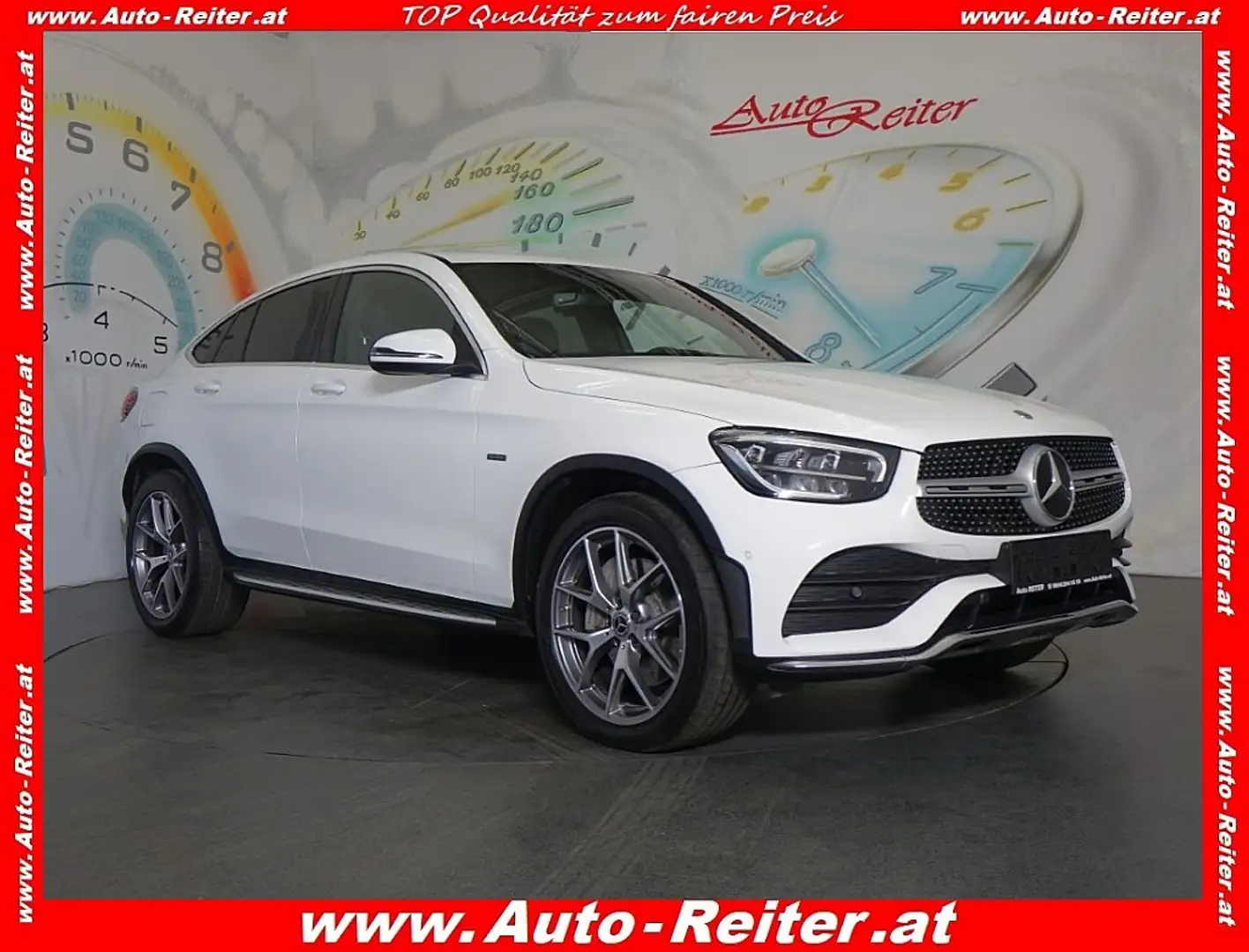 Mercedes-Benz GLC 300 de PHEV Coupé 4MATIC Aut. *AMG, SCHIEBEDACH, RFK* Weiß - 1