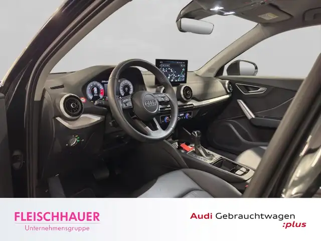 Audi Q2 view 9