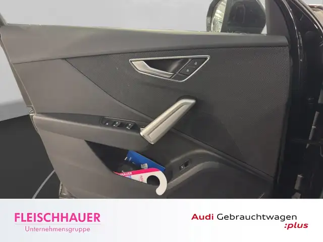 Audi Q2 view 12