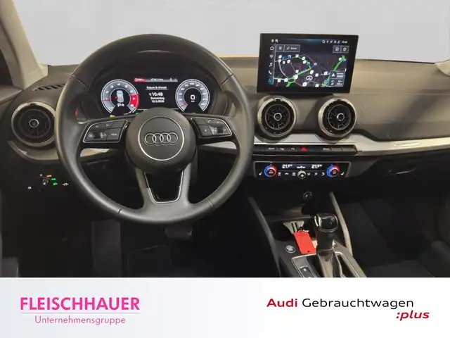 Audi Q2 view 14