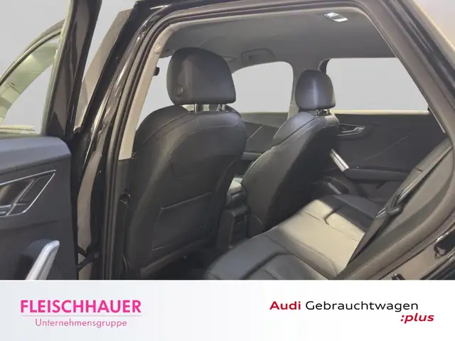 Audi Q2 view 13