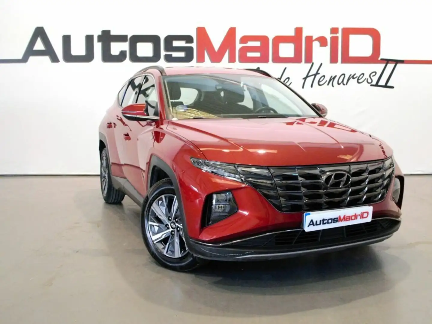 Hyundai TUCSON 1.6 CRDI 100kW 136CV 48V Style DCT 4X2 Rojo - 1