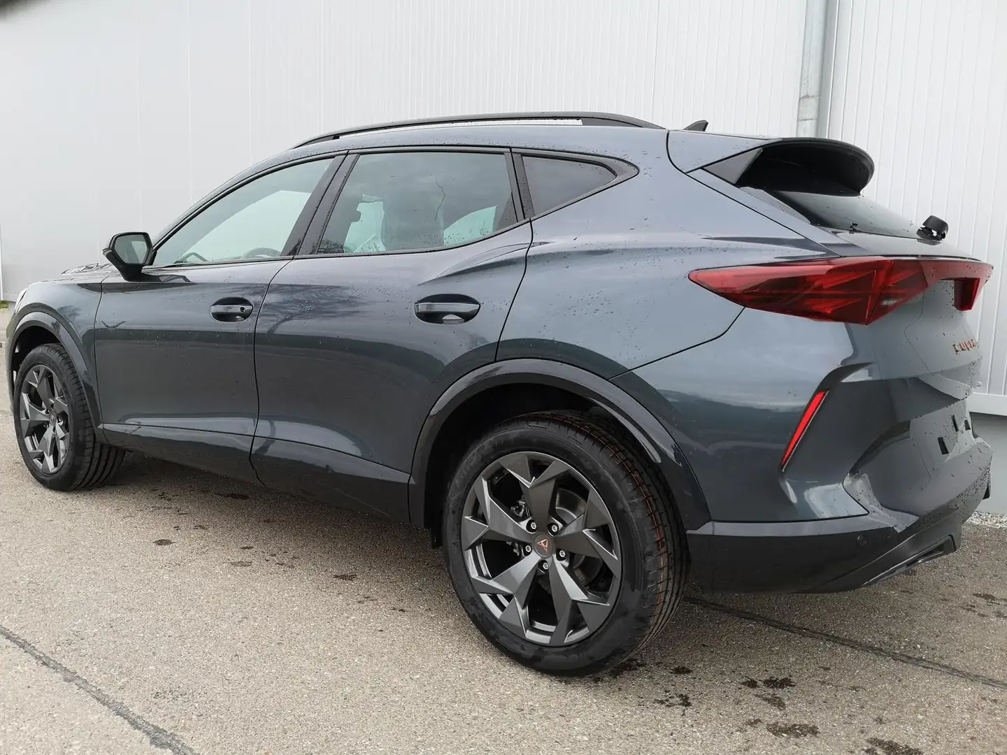 CUPRA Formentor 1.5 eTSI 110 kW DSG ABT Edge AHK ACC LED 140 kW... Grau - 2