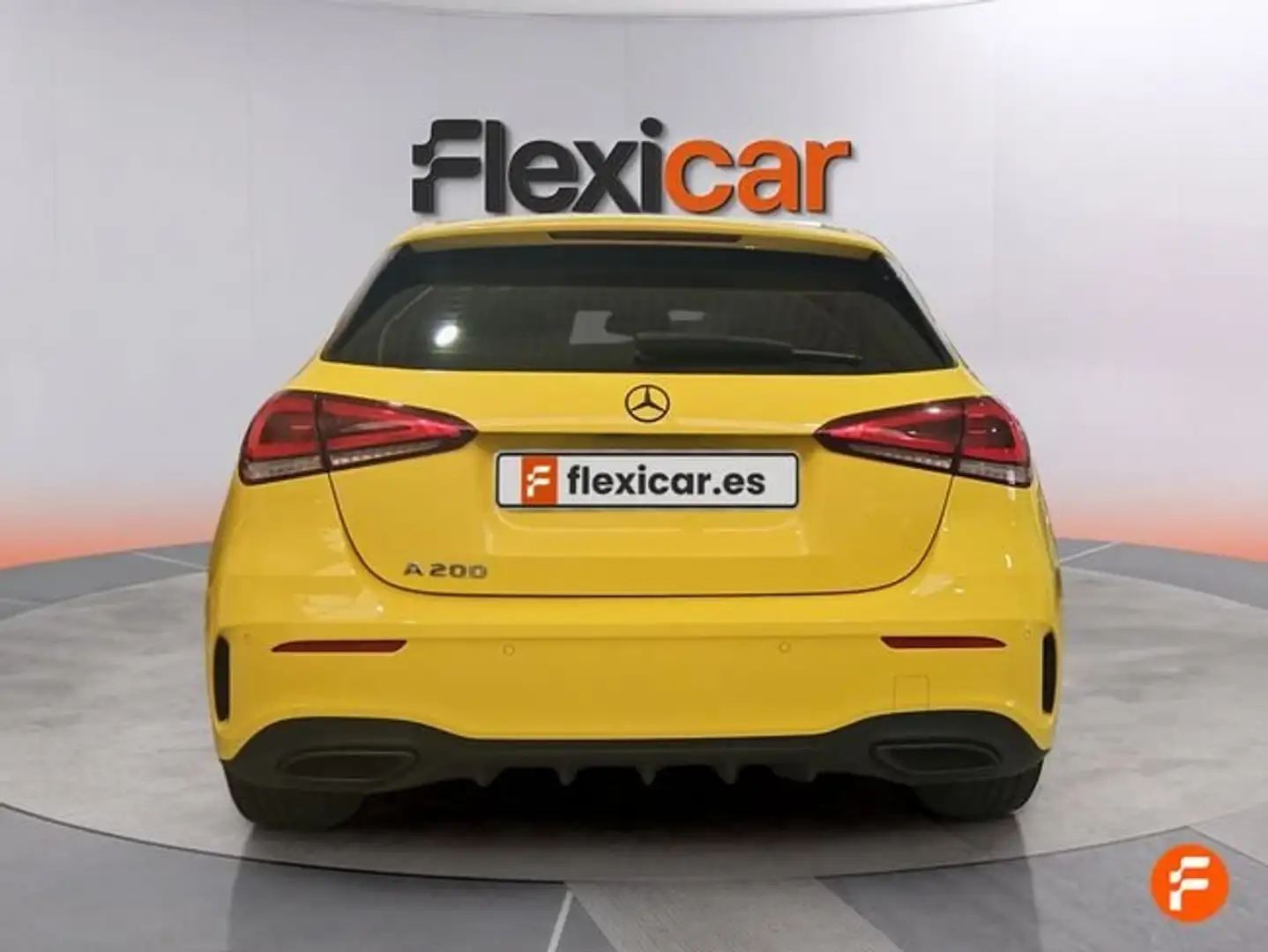 Mercedes-Benz A 200 Amarillo - 2