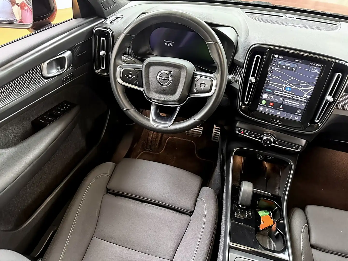 Volvo XC40 Recharge Pure Electric 78kWh Recharge Twin Pro Rot - 2