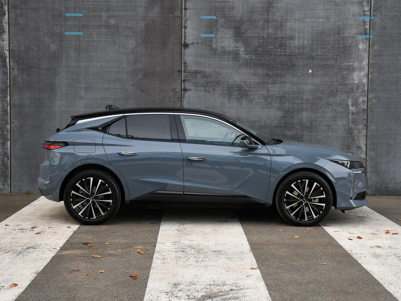 DS Automobiles DS 4 No Pallas E-Tense Comfort Tech Pack 58.3kWh 214pk — photo 6