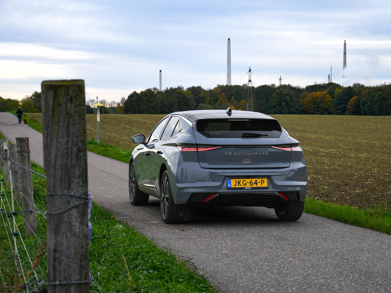 DS Automobiles DS 4 No Pallas E-Tense Comfort Tech Pack 58.3kWh 214pk — photo 7