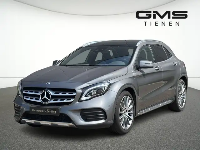 Mercedes-Benz GLA 180 GLA AMG Line