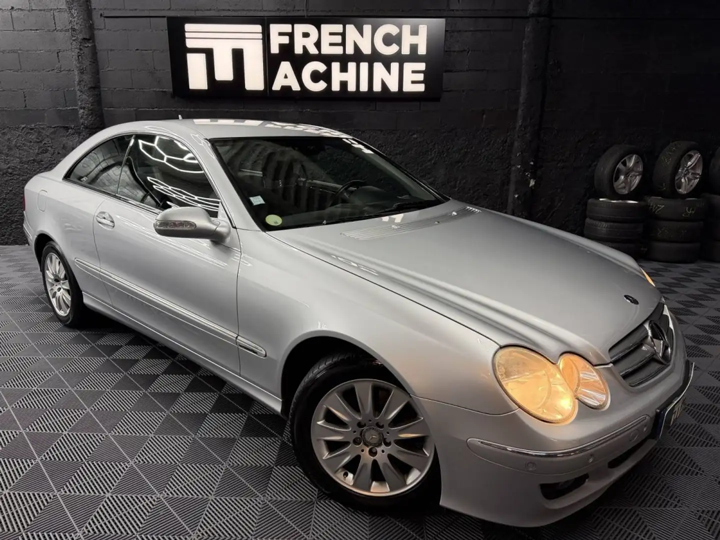 Mercedes-Benz CLK II (C209) 220 CDI Elegance BA Gris - 1