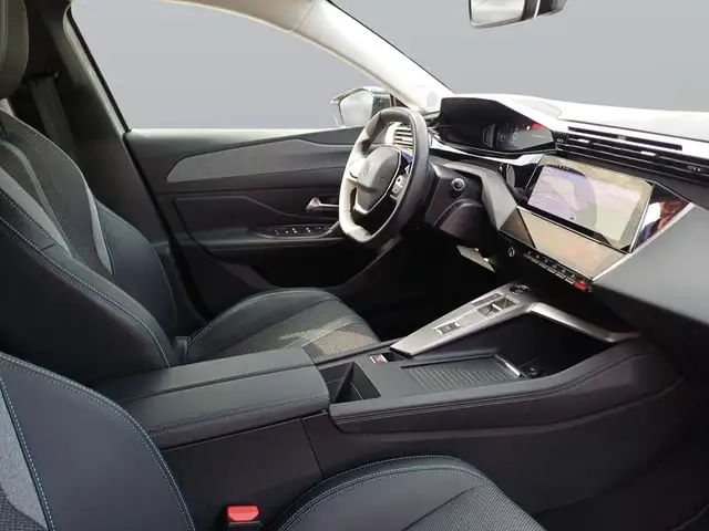 Peugeot 308 view 11