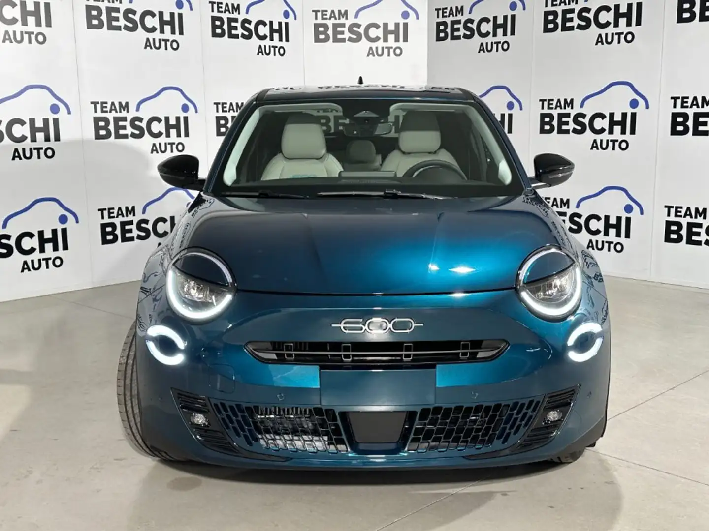 Fiat 600 Hybrid 110 CV DCT MHEV La Prima FIRST CALL Groen - 2