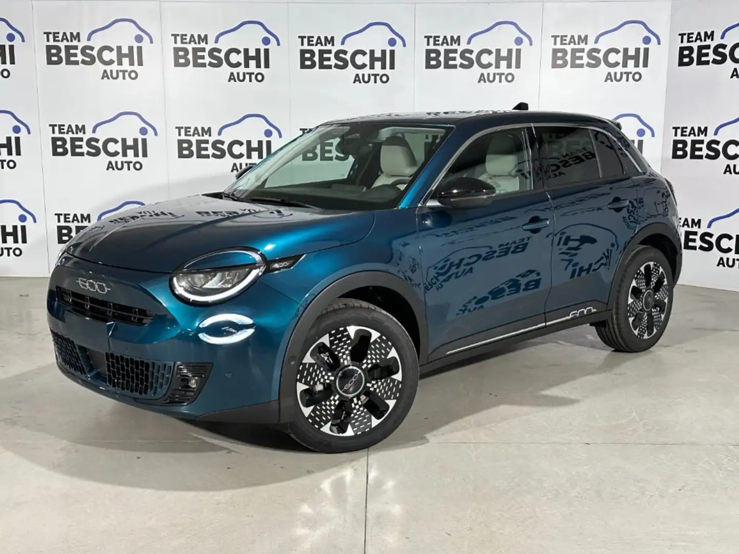 Fiat 600 Hybrid 110 CV DCT MHEV La Prima FIRST CALL Groen - 1