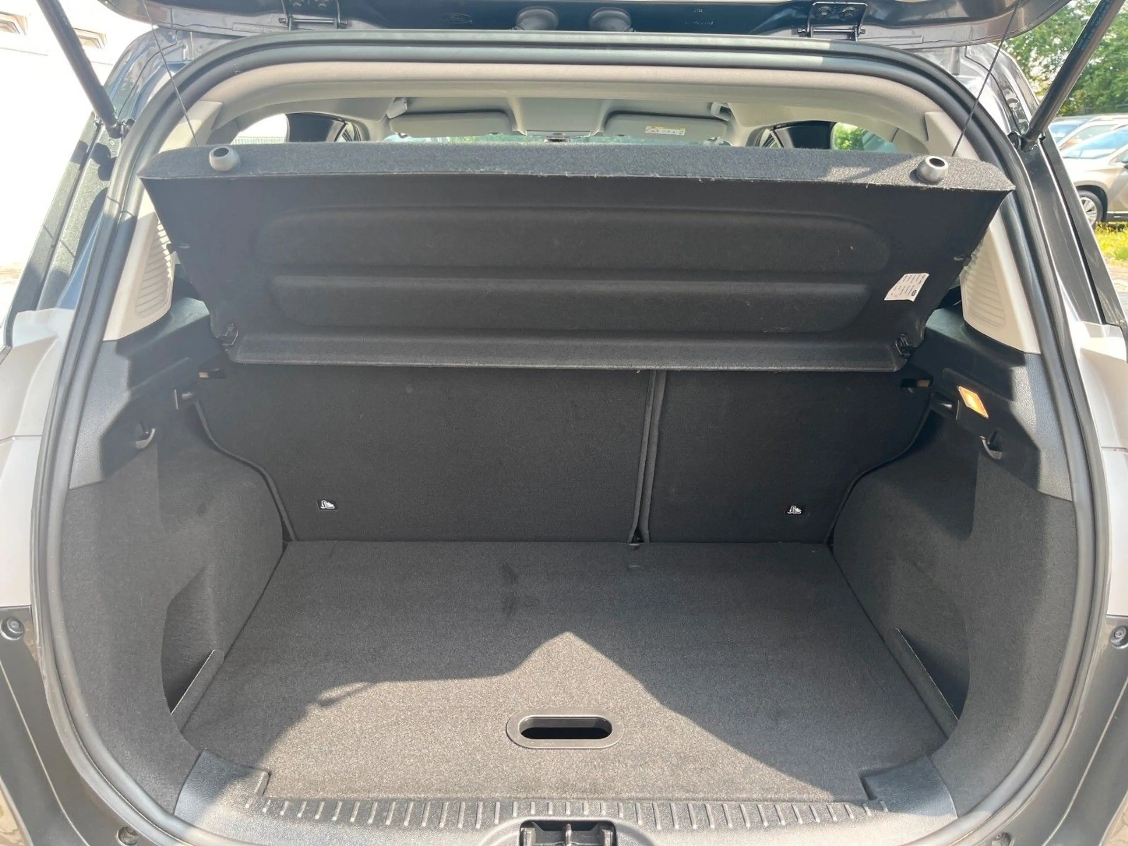 Ford B-Max B-MAX Sync Edition — photo 8