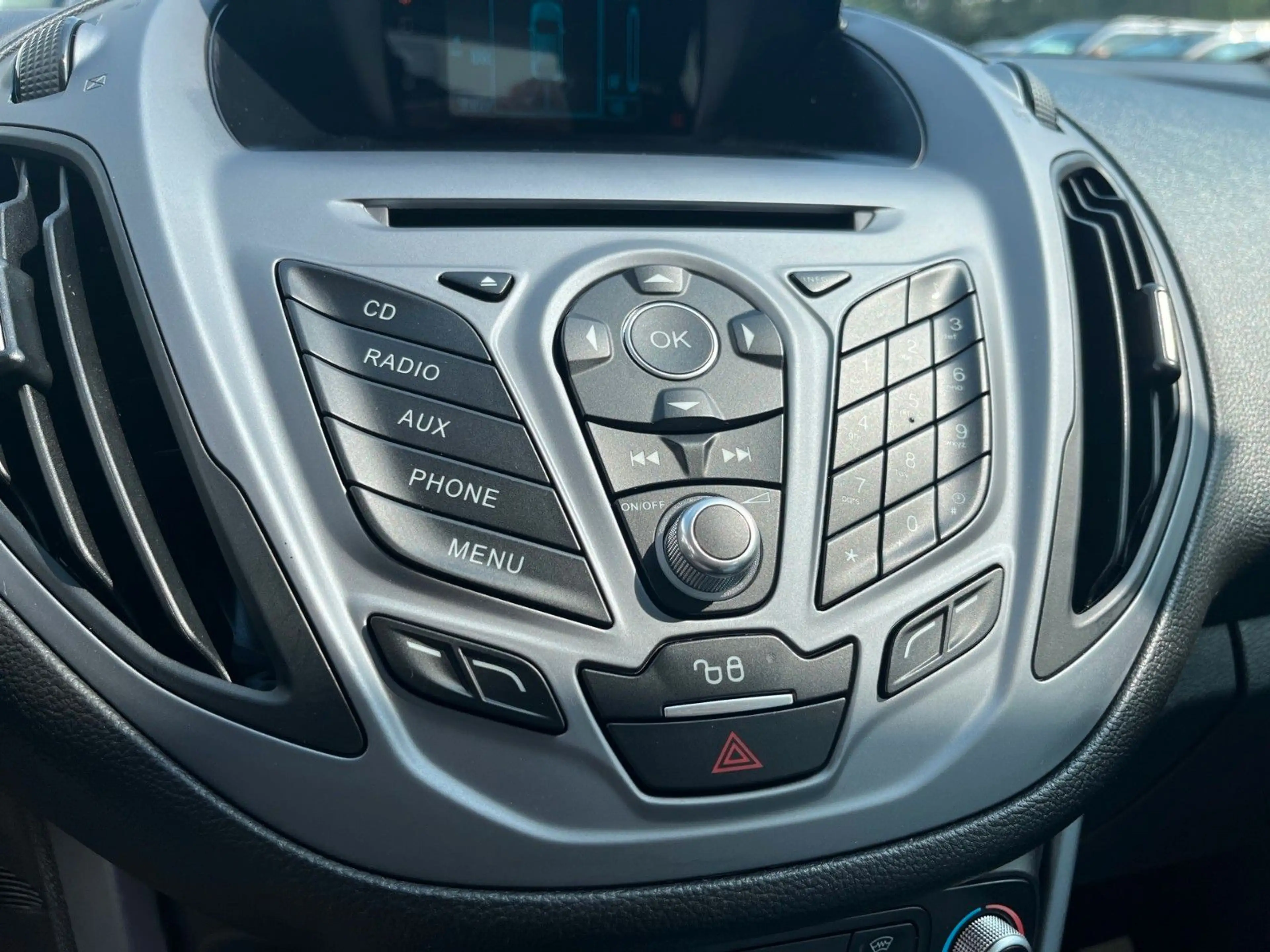 Ford B-Max B-MAX Sync Edition — photo 15