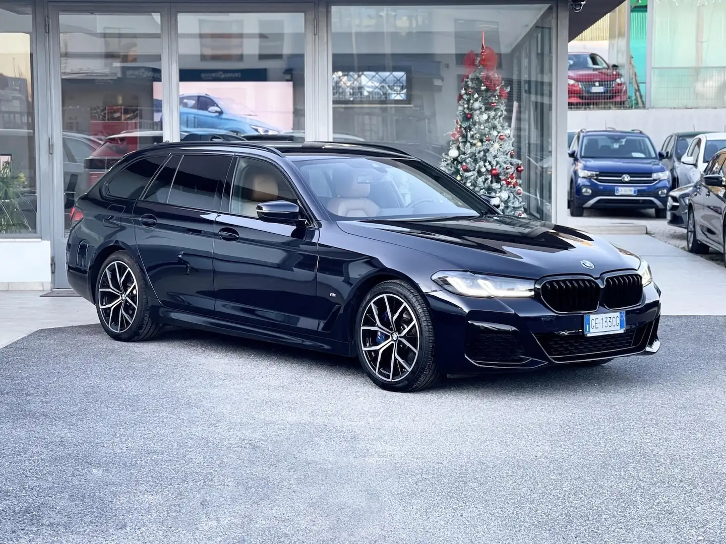 BMW 520 2.0 MHEV 190CV Touring Msport - 2021 Bleu - 1