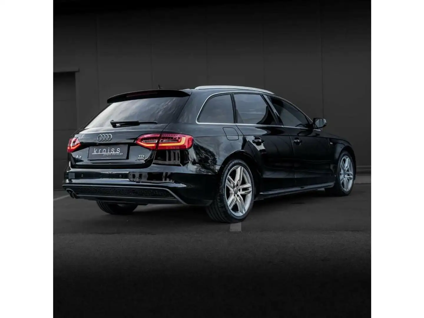 Audi A4 Avant 2,0 TDI quattro Sport DPF S-tronic Schwarz - 2