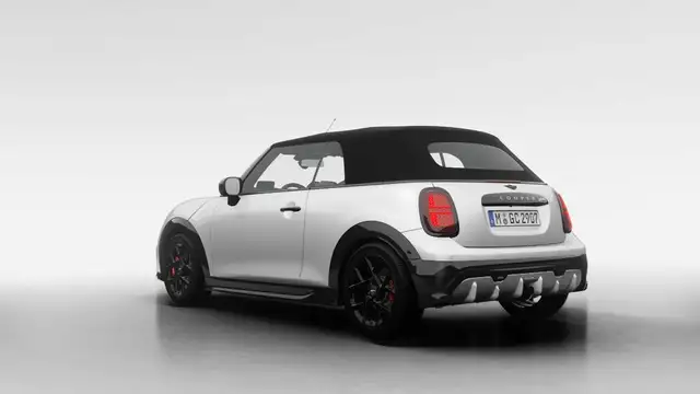 Mini Convertible view 4