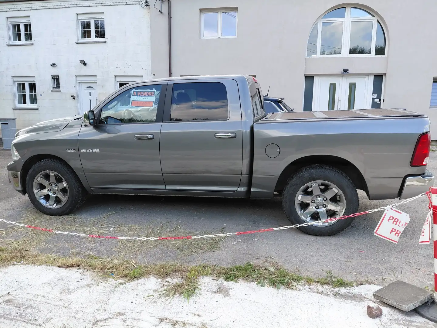 Dodge RAM - 1