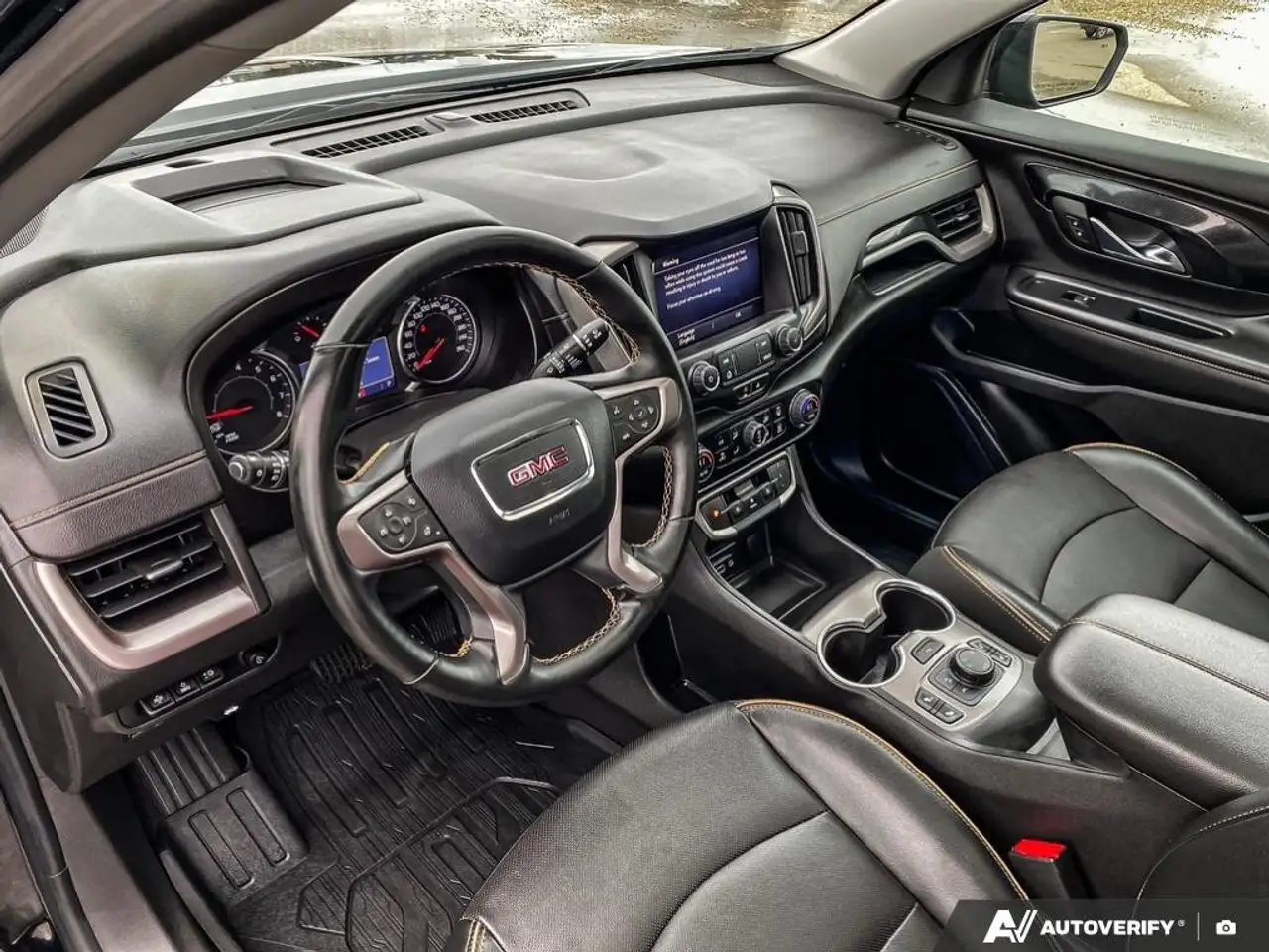 GMC Terrain снимка GMC Terrain