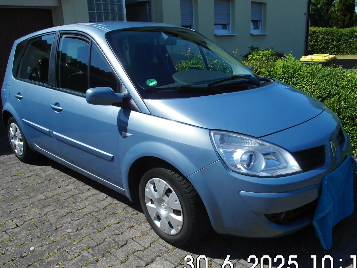 Renault Scenic Scenic 1.6 16V Avantage Blau - 2