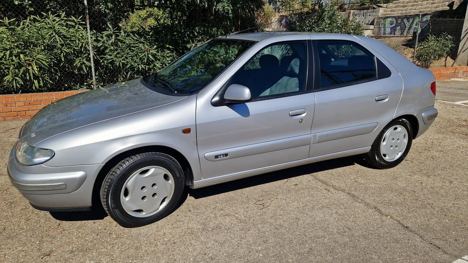 Citroen Xsara Xsara 1.6i Seduction Seduction Plateado - 1