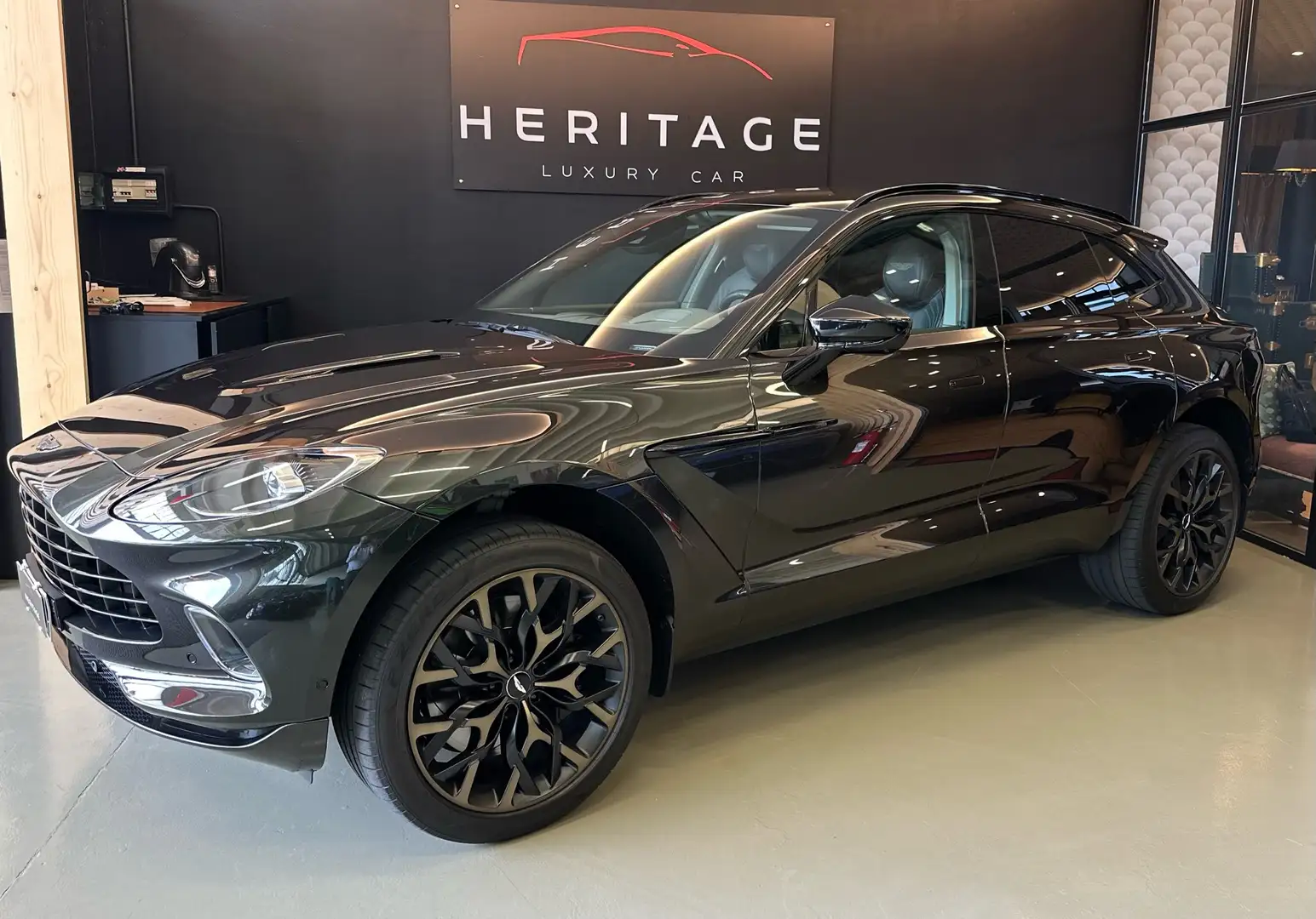 Aston Martin DBX 4.0 auto iva esposta iper full prezzo piu’ iva Verde - 2