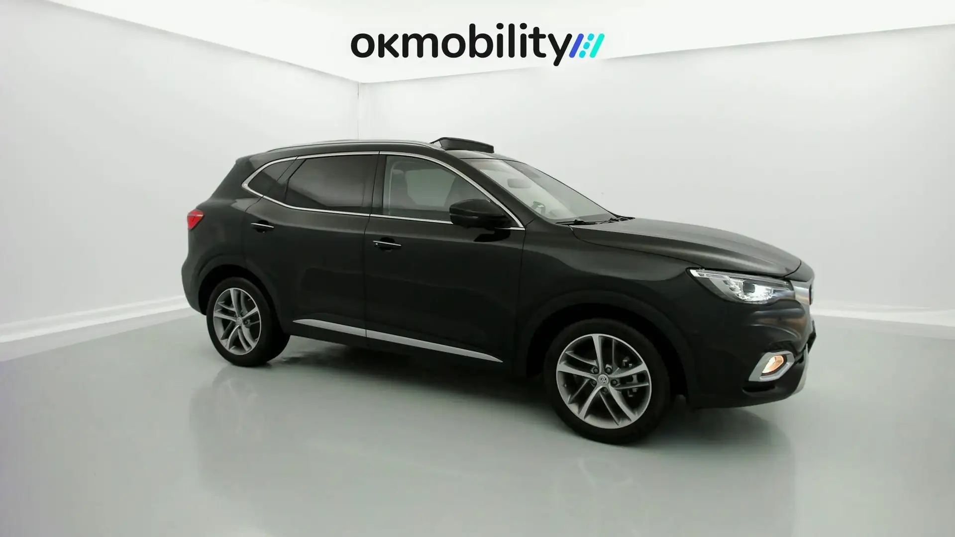 MG HS 1.5 T-GDI Luxury Negro - 2