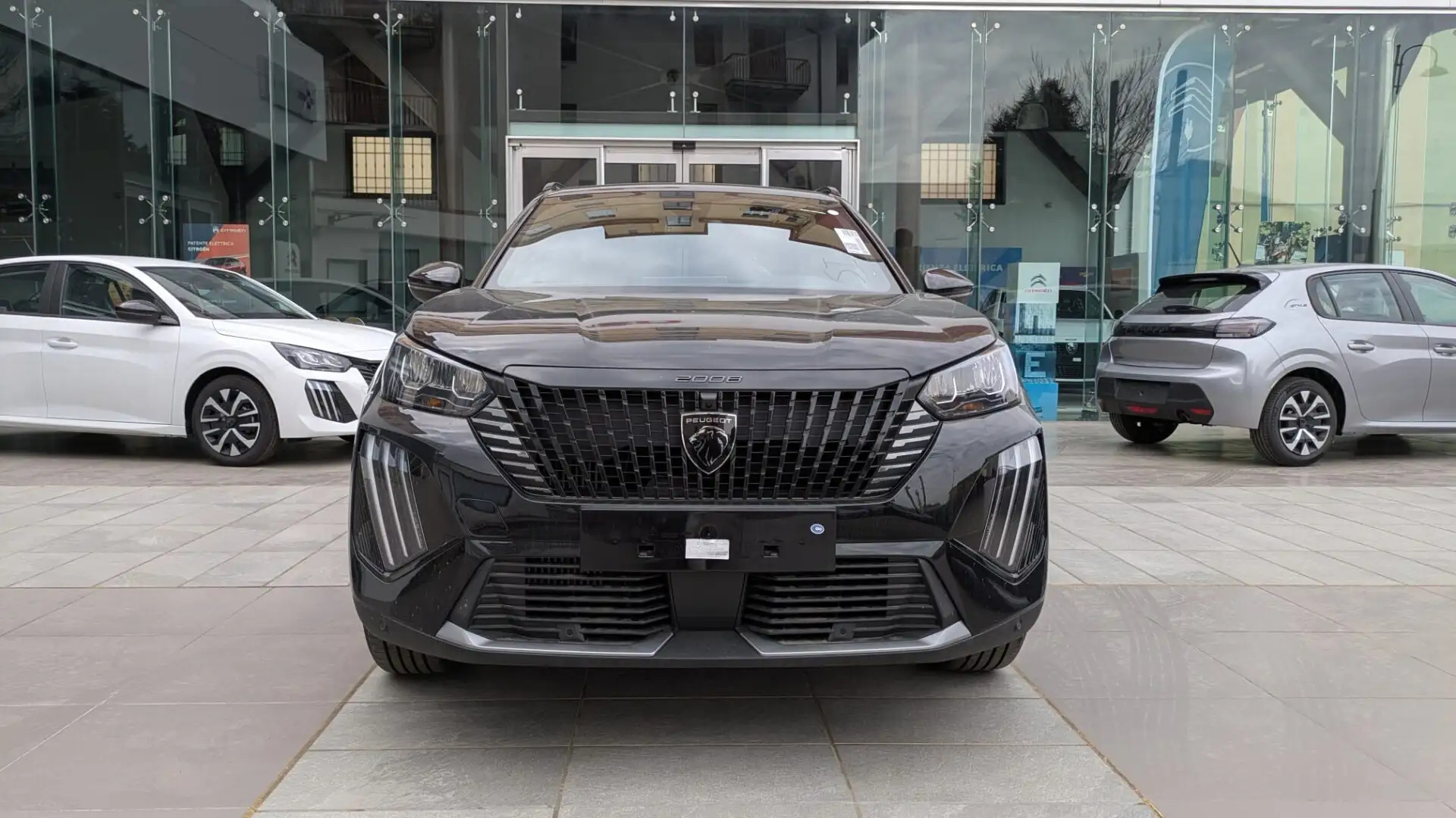 Peugeot 2008 100 S&S Allure Gri - 2