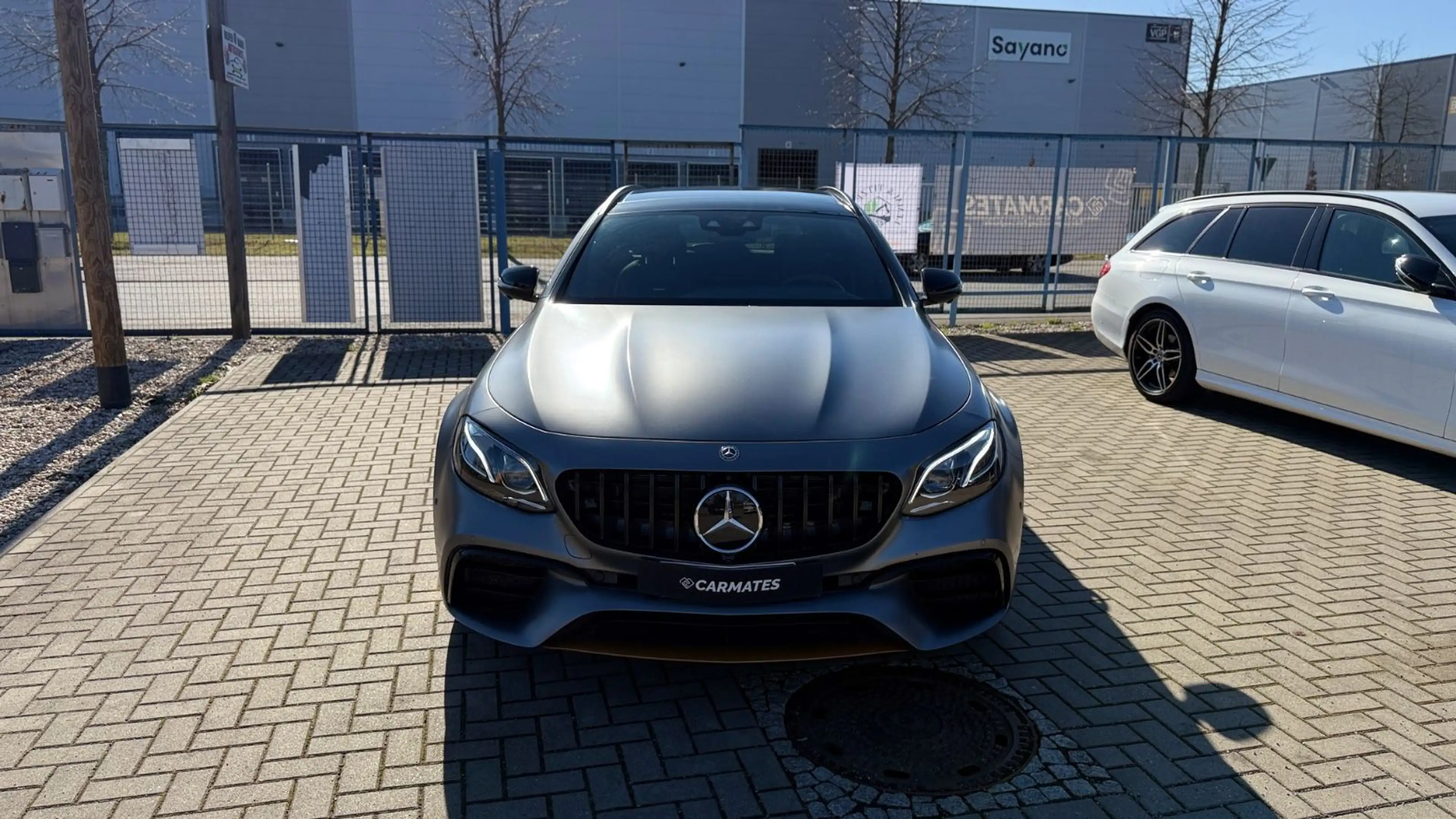 Mercedes-Benz E 63 AMG T-Modell 4Matic Pano Wide Airmatic 360° — photo 3