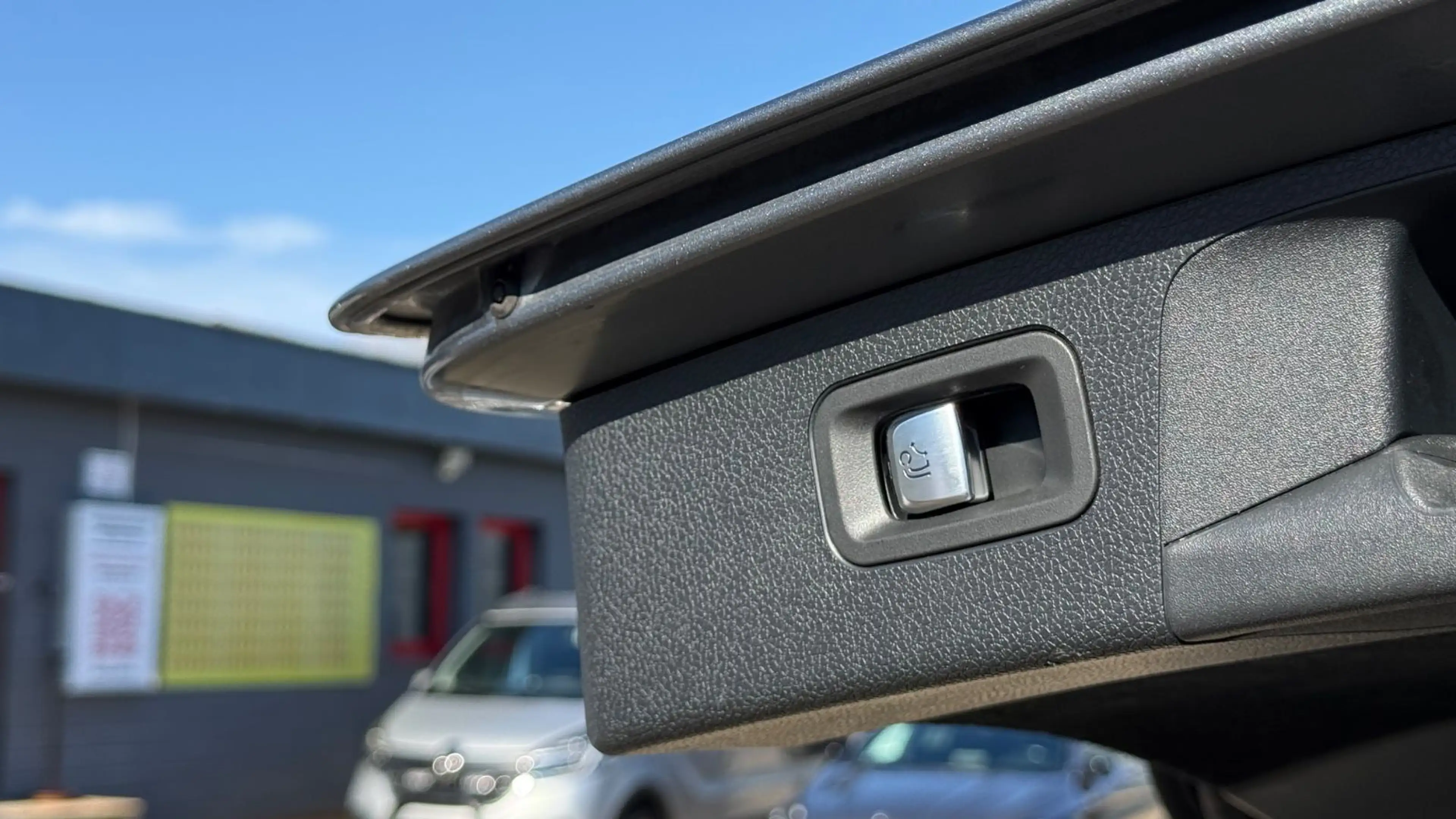 Mercedes-Benz E 63 AMG T-Modell 4Matic Pano Wide Airmatic 360° — photo 9