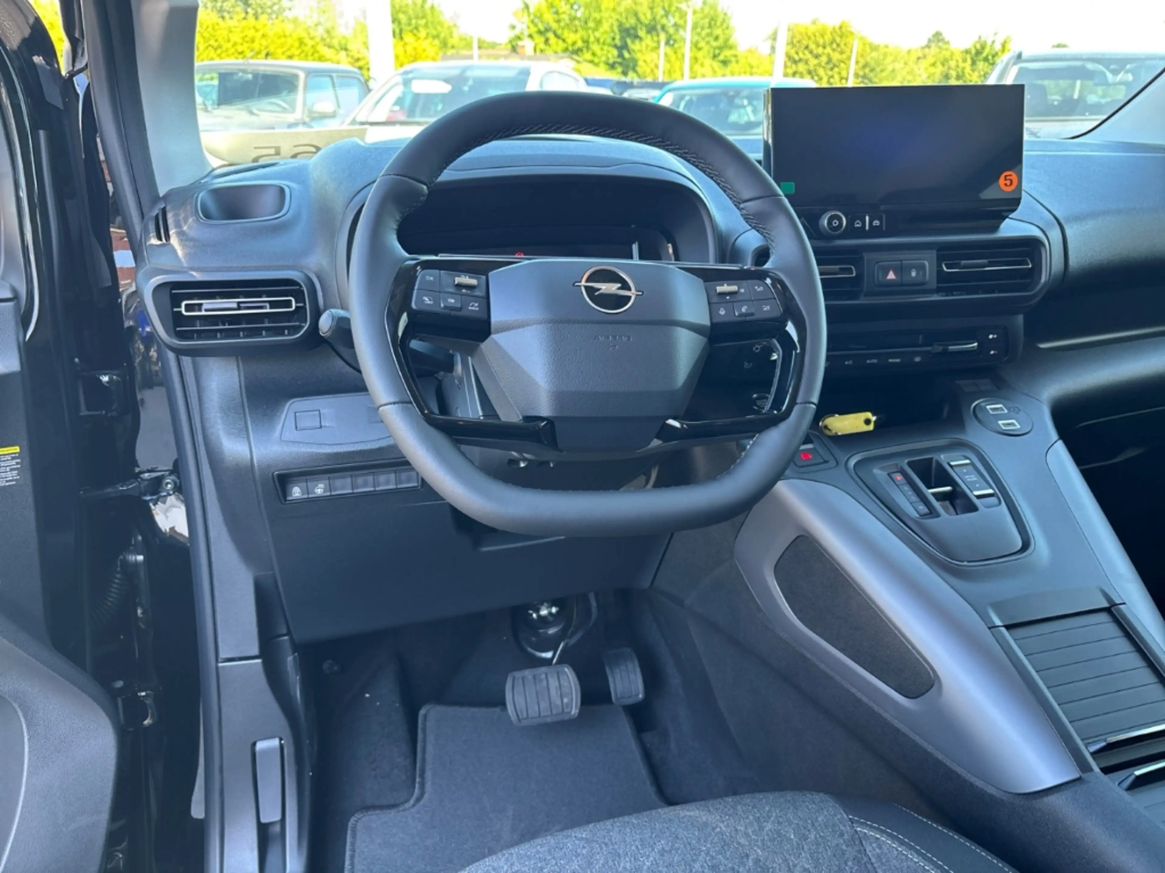Opel Combo Life Edition N1 1.5D Autom,NAVI,Kamera,LED-Matrix — photo 13