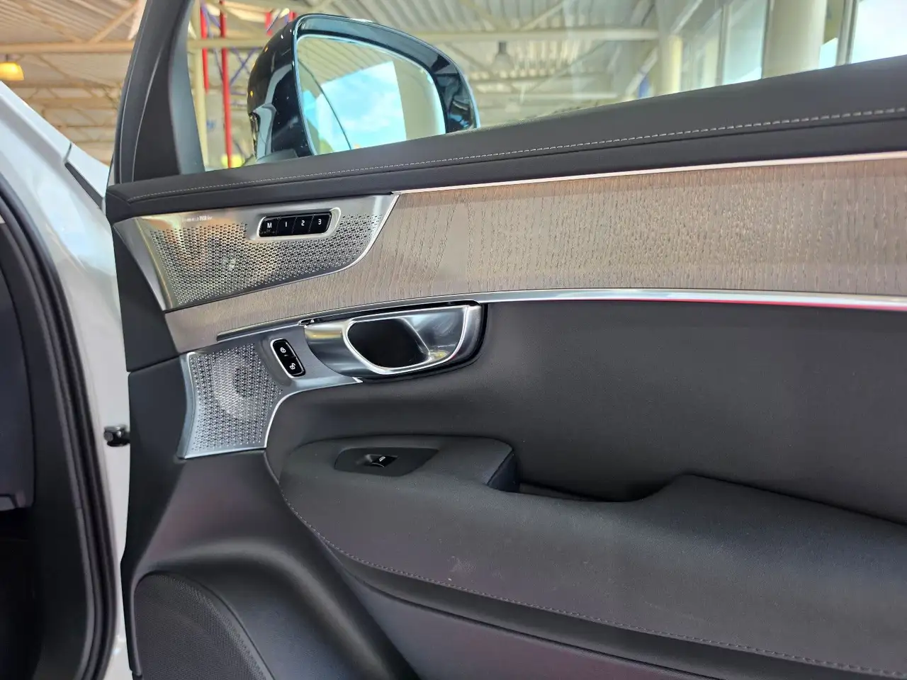 Volvo XC90 Ultra Dark Recharge+LUFT+B&W+22 ZOLL+VOLL, миниатюра 25