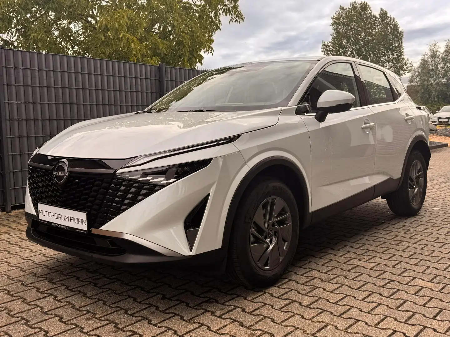 Nissan Qashqai Acenta LED|NAVICARPLAY|KAMERA Blanc - 1