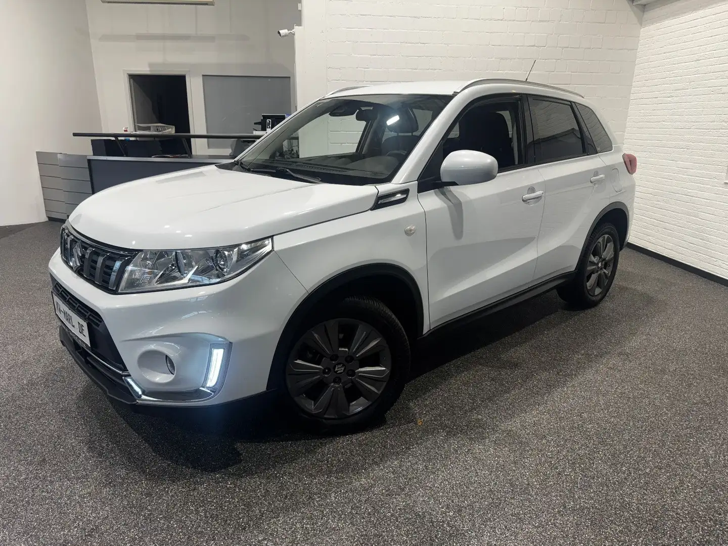 Suzuki Vitara Comfort 4x4 NAVI+CAM SITZHEIZ. ALLWETTER Blanc - 2