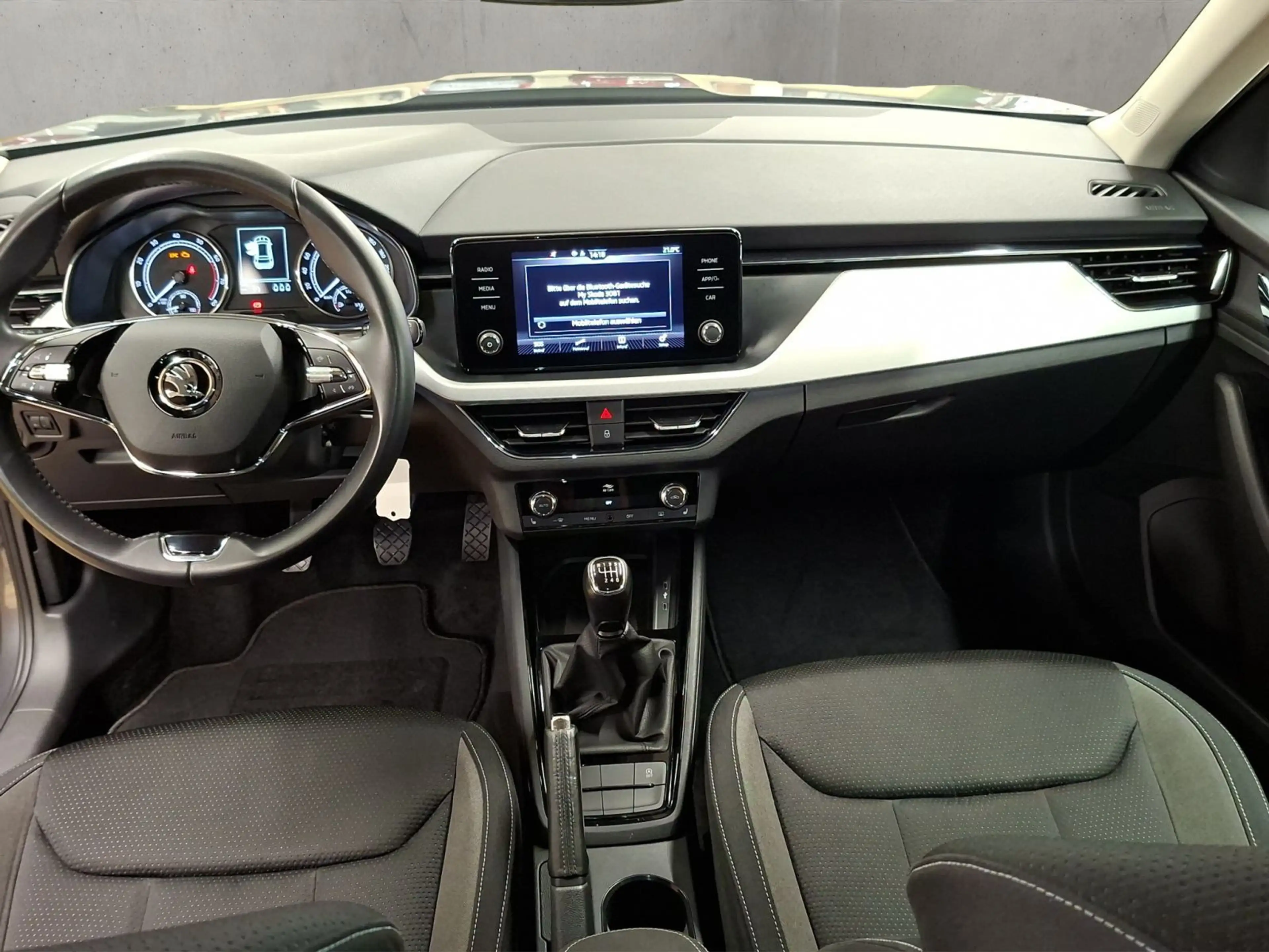 Skoda Kamiq Ambition — photo 14